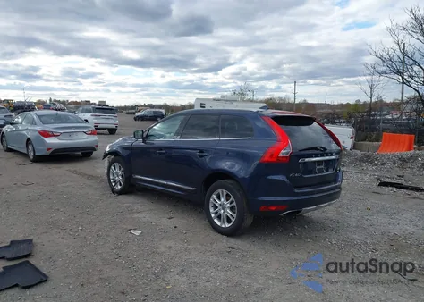 2015 Volvo Xc60 T5 Platinum z USA, uszkodzony, nr VIN YV4612RM7F2730992